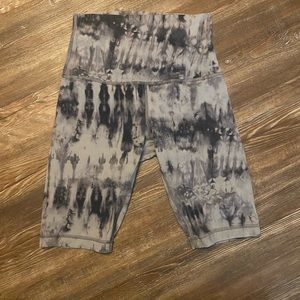 Lululemon Shorts Size 6